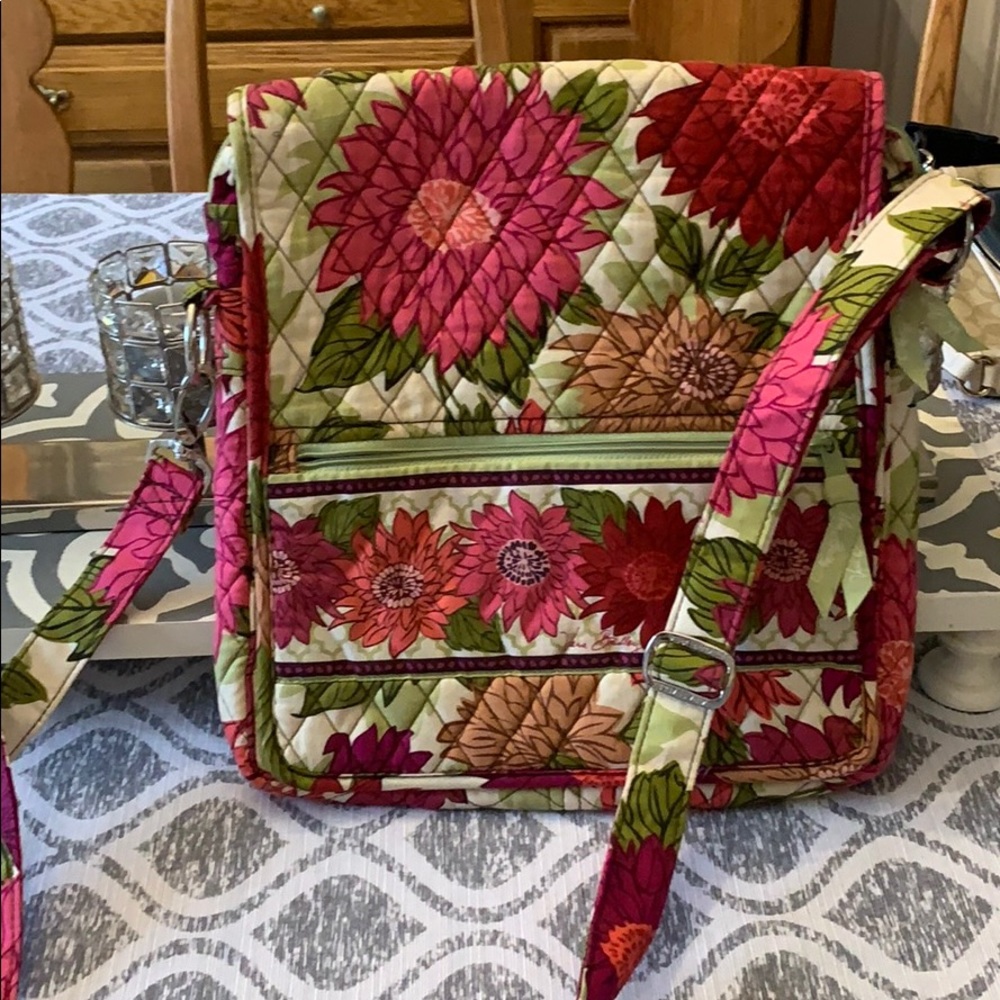 Vera Bradley messenger bag